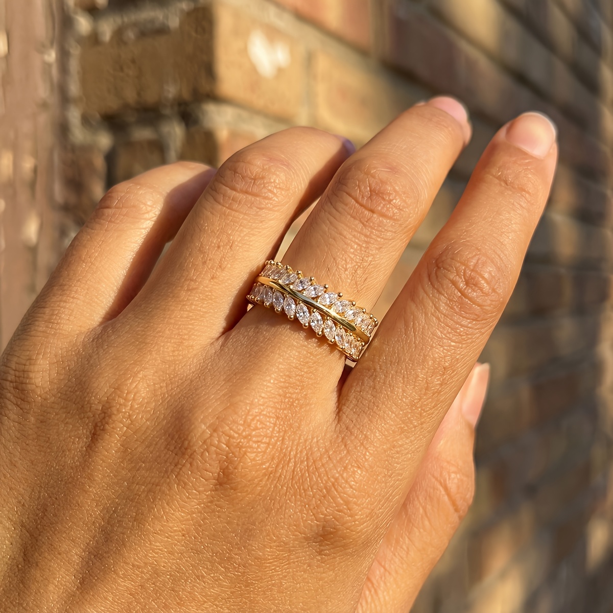 Women's Stylish Willow Leaf Ring, Stackable Design